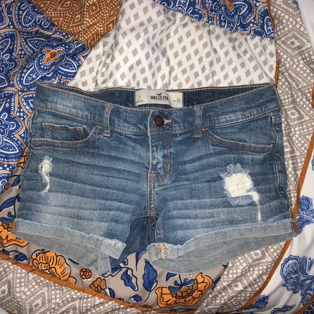 Hollister shorts